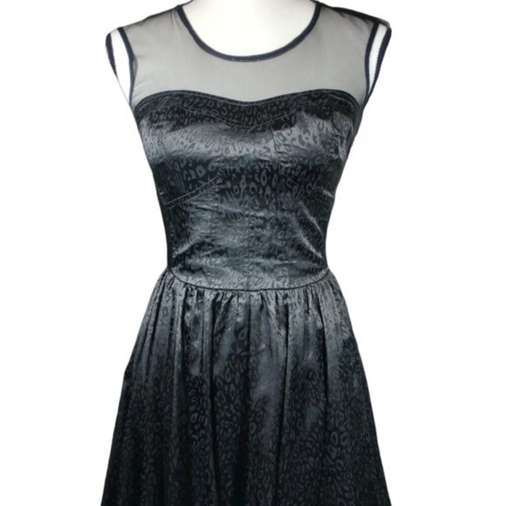 Guess Black on Black animal print party dress, Size 0 *MUST SEE*